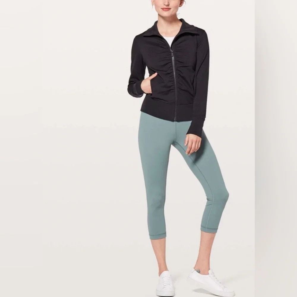 Lululemon Athletica Gather Up Jacket Black Sz 8